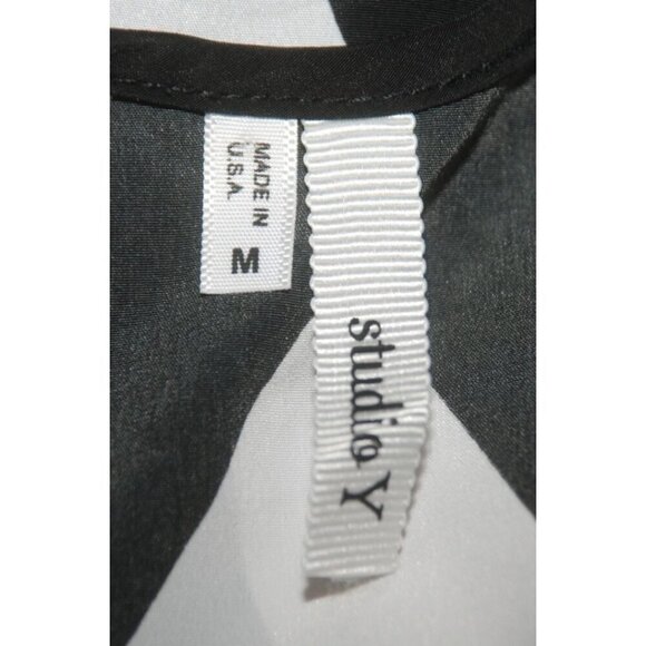 Studio Y Ladies Blouse M Black & White Chevron Open Back HI-Low Long Sleeve - Picture 7 of 8